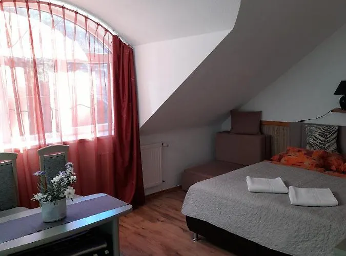 Zoeld Sziget Vendeghaz 3* Erlau